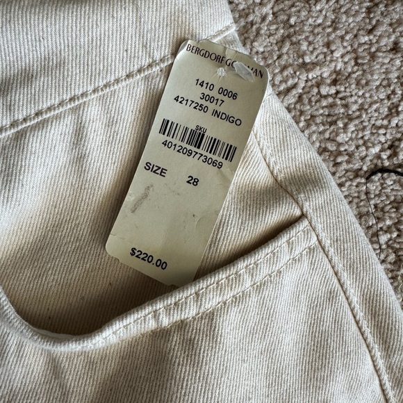 Triarchy- NWT Indigo Straight Leg White and Blue Denim Jeans - Picture 5 of 6